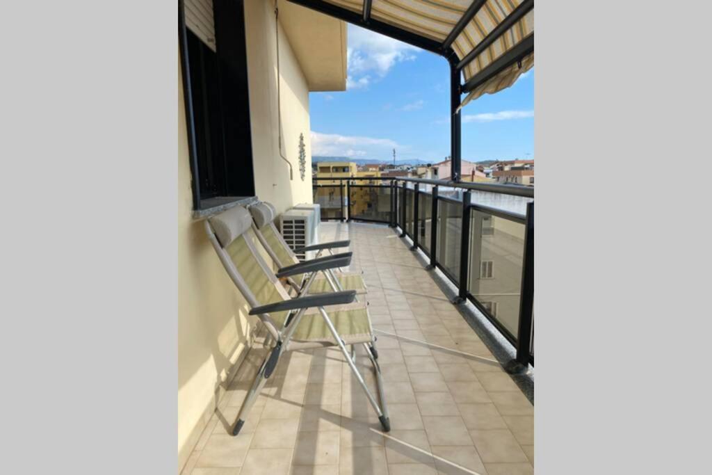 Attico Luminoso Ed Accogliente In Zona Centrale Apartman Alghero Kültér fotó