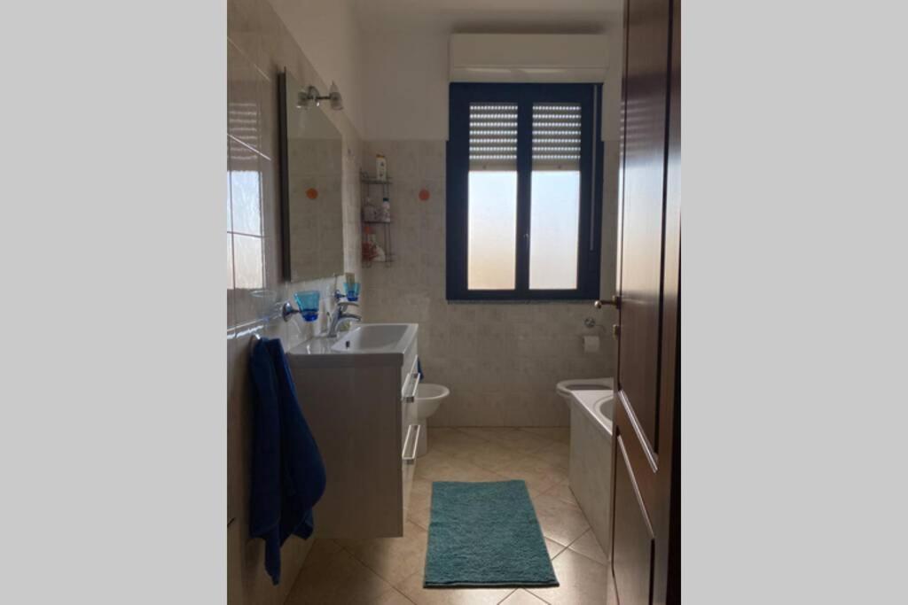 Attico Luminoso Ed Accogliente In Zona Centrale Apartman Alghero Kültér fotó